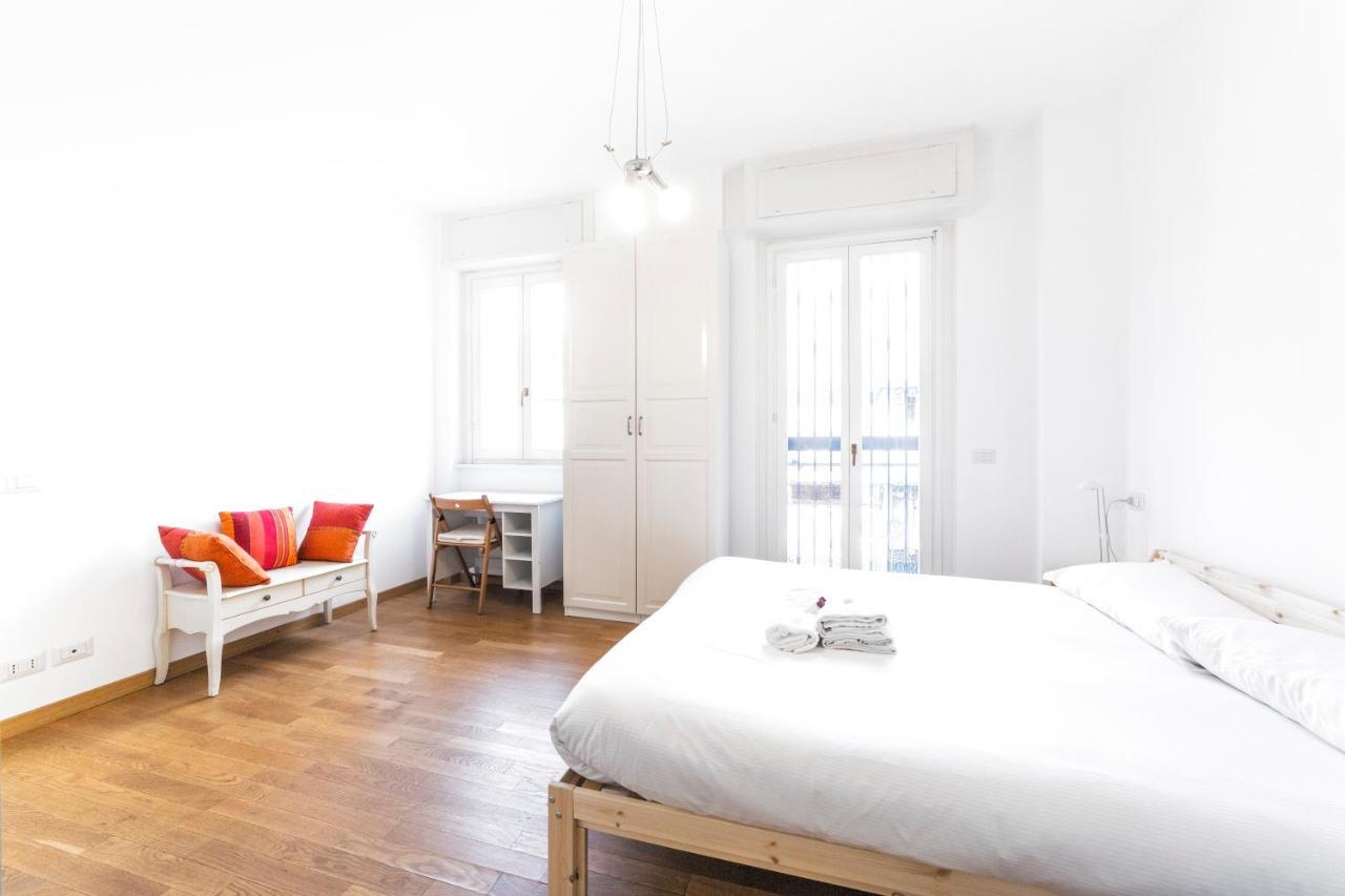 Loreto Elegant Flat Milan Exterior photo