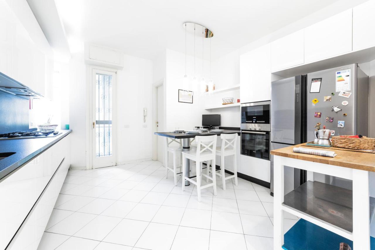 Loreto Elegant Flat Milan Exterior photo