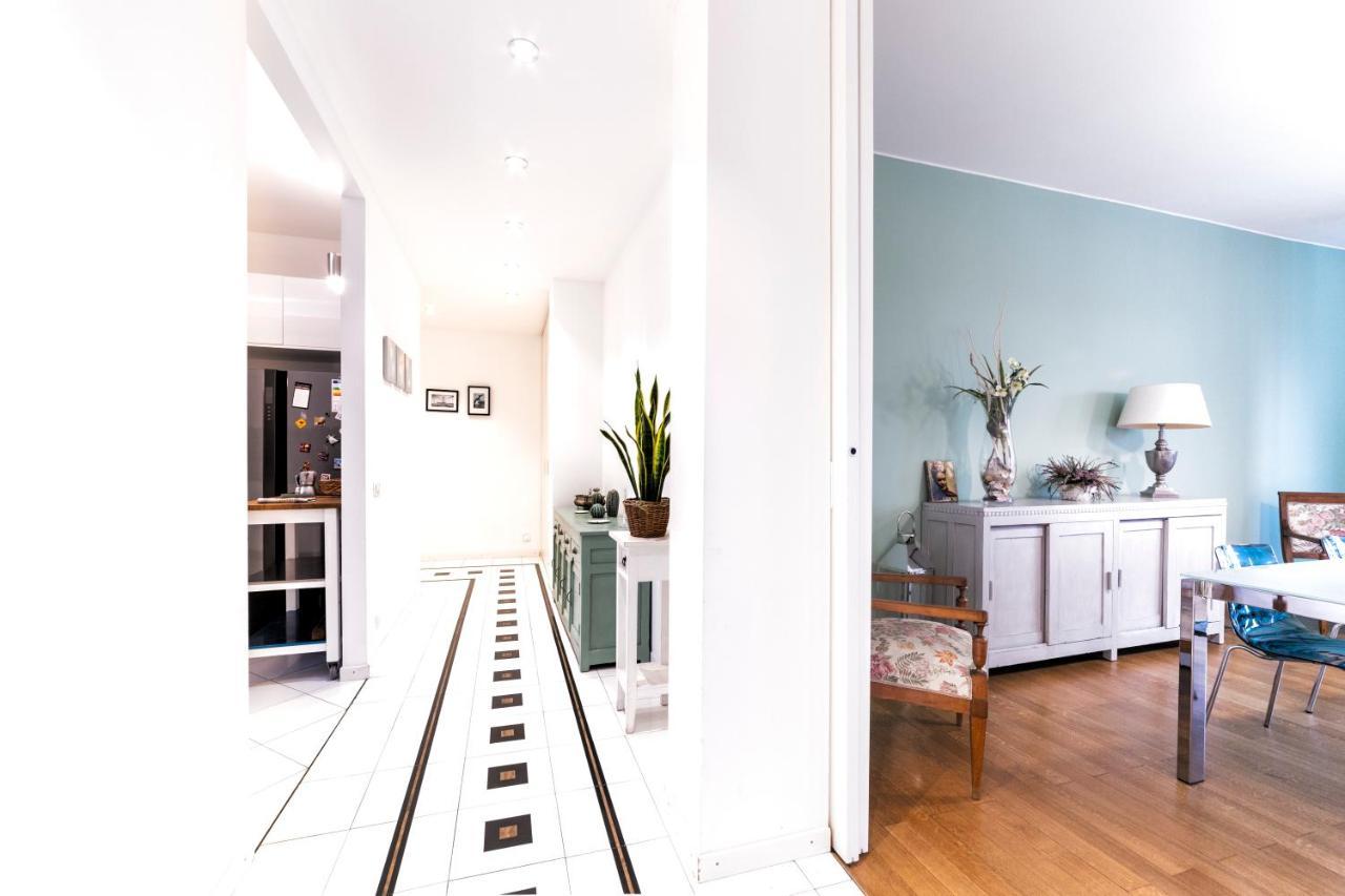 Loreto Elegant Flat Milan Exterior photo